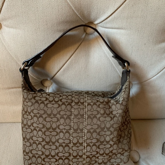 COACH Handbag - Picture 2 of 6